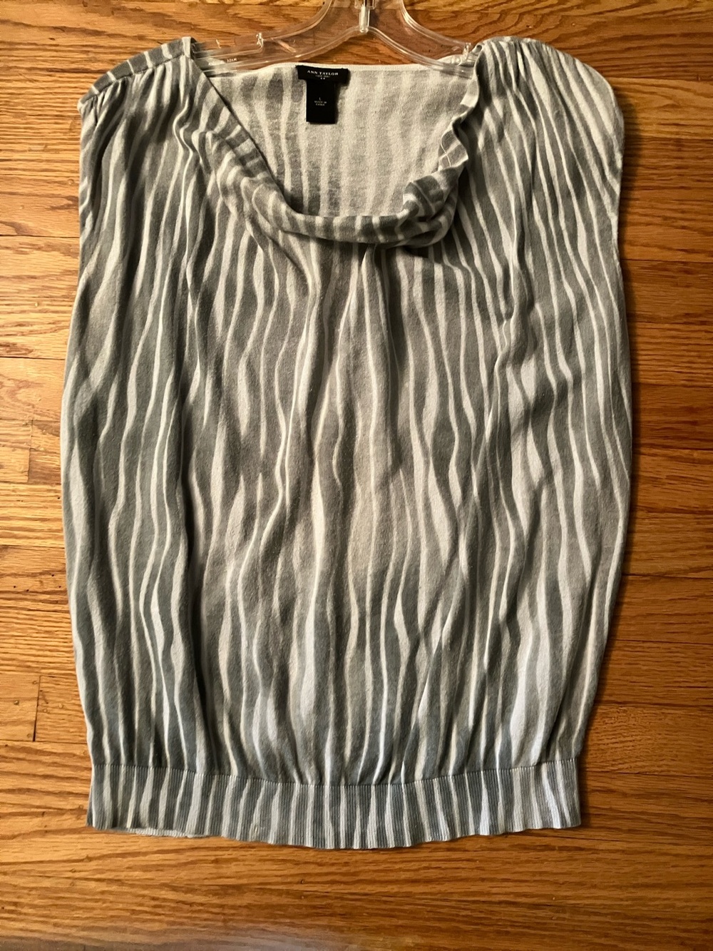 Ann Taylor Gray and White Sleeveless Cowl Neck Top